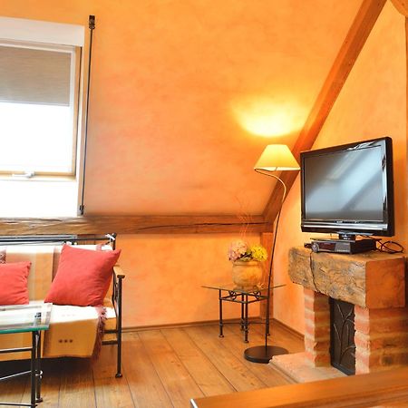 Hotel Via Ironia Vysoké Mýto Bagian luar foto